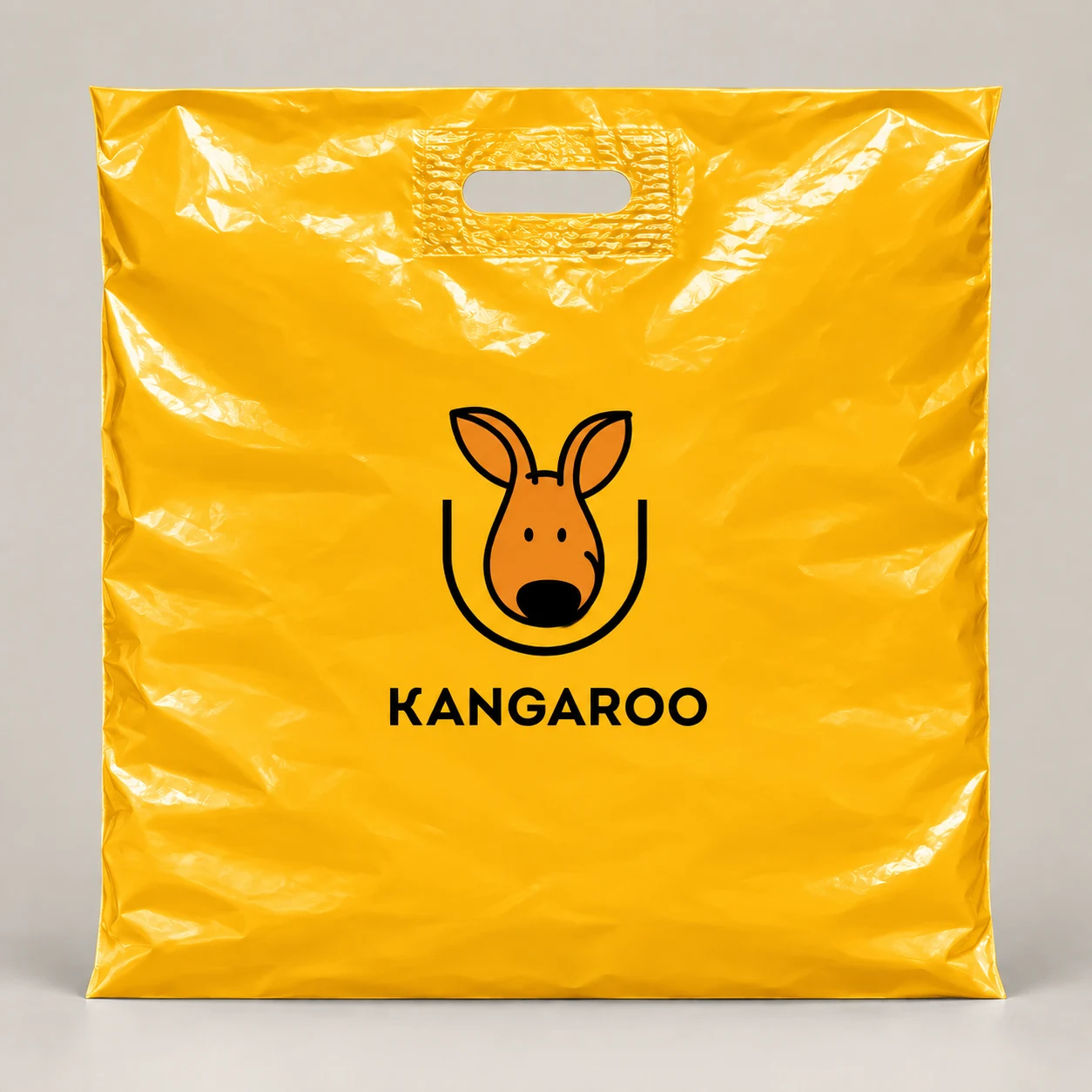 Жовтий пакет-банан 60 × 60 см з логотипом KANGAROO
